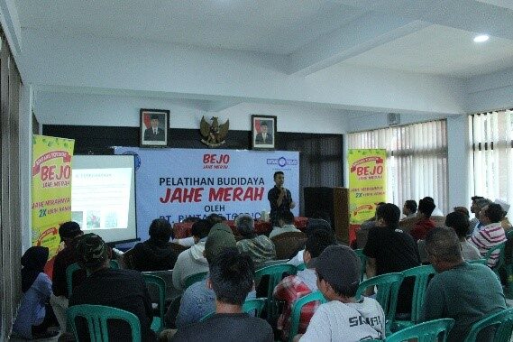 Kerjasama Badan Narkotika Nasional dan PT. Bintang Toejoeh Tentang Wirausaha dan Budidaya Tanaman Jahe Merah di Kelurahan Kebon Jeruk, Kota Bandung