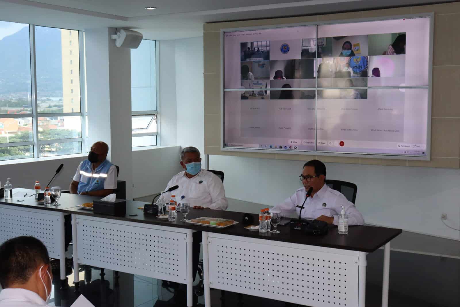 KEGIATAN BANTUAN HUKUM NON LITIGASI BERBENTUK AUDIENSI DENGAN BNNP JAWA BARAT