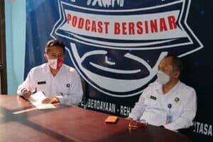 EBELUM MEMULAI AKTIFITAS SELURUH PERSONIL BNN PROVINSI JAWA BARAT DI SWAB ANTIGEN COVID-19