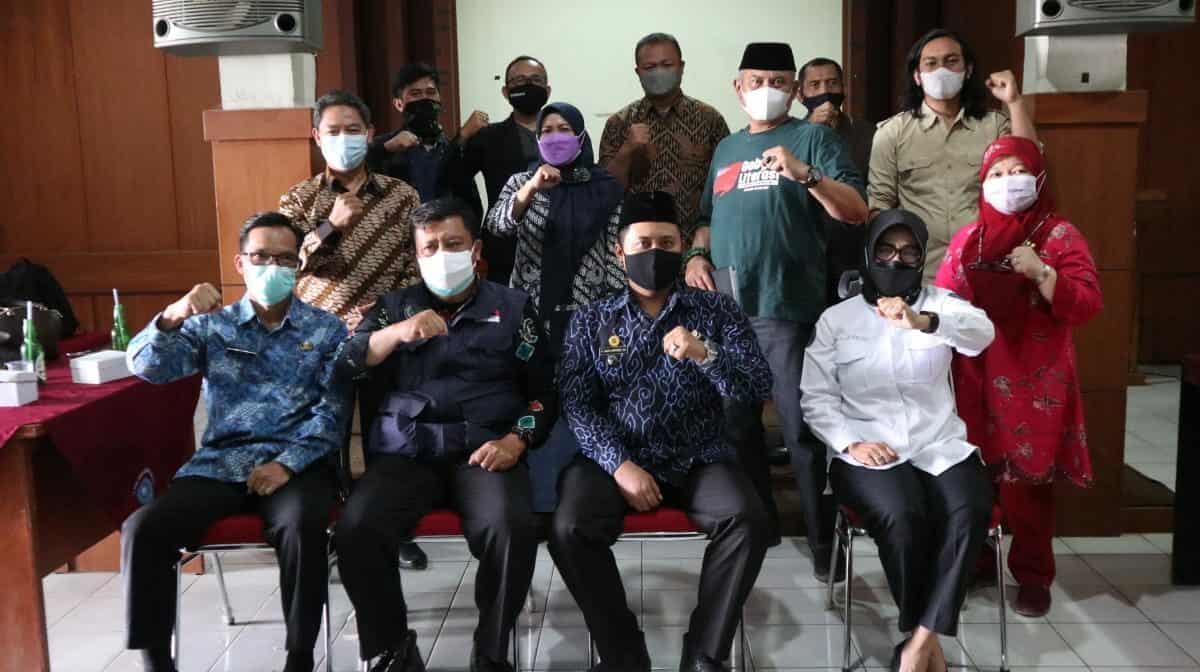 DESA CILEUNYI WETAN SIAP BERSIH NARKOBA