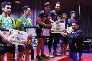 PERTANDINGAN TENIS MEJA SMASH ON DRUGS DALAM RANGKA SUMPAH PEMUDA RESMI DITUTUP