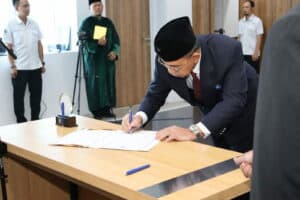 Badan Narkotika Nasional Provinsi Jawa Barat (BNN RI) Melaksanakan Upacara Pelantikan dan Pengambilan Sumpah/Janji Pejabat Administrator Secara Luring dan Daring.